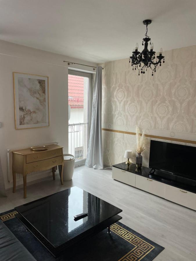Zara Luxury Apartments The Absolute Center Of Žilina Esterno foto